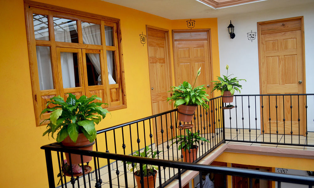 Hotel Posada Camelinas Patzcuaro Ngoại thất bức ảnh