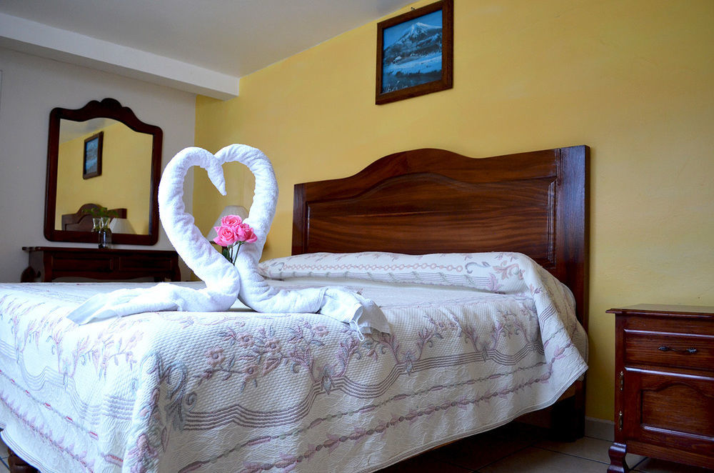Hotel Posada Camelinas Patzcuaro Ngoại thất bức ảnh